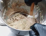 عکس مرحله 2 از دستور کیک شکلاتی