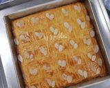 Foto langkah ke 5 dari resep Boterkoek - Dutch Butter Cake.
