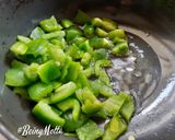 A picture of step 2 of Tomato Bharta.