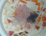 Foto langkah ke 4 dari resep Es Buah Susu Keju.