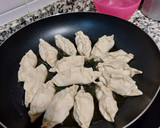 Foto del paso 22 de la receta: Gyozas de suquet de rape y gambas