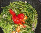 Foto langkah ke 5 dari resep Tumis Kangkung.