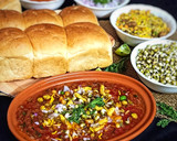 A picture of step 4 of Misal pav.