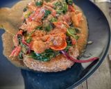 Foto del passaggio 5 della ricetta Hamburger con pomodori freschi e insalata mista cotti in padella