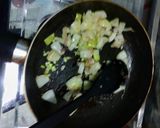 Foto langkah ke 3 dari resep Luncheon (maling) ayam masak kentang bombay kecap.