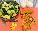 小黃瓜炒黑輪的食譜步驟1照片