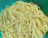 Gambar langkah 1 resipi Yakisoba (Japanese stir fry noodles) by Rina.