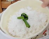Foto langkah ke 1 dari resep Kue Putu (Bunga Telang) dengan Cetakan.