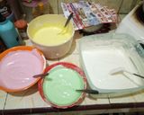 Foto langkah ke 2 dari resep Bolu Kukus Semangka Mekar (ukuran 1/2 kg).