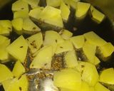 साबुदाणा खिचडी (sabudana khichdi recipe in marathi) रेसिपी स्टेप 2 फोटो 