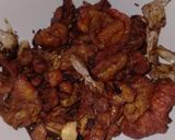 รูปขั้นตอนการทำที่ 5 ของ หนังไก่กระเทียมพริกไทยทอดกรอบ เมนูข้าวกล่อง