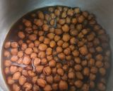 A picture of step 3 of Amritsari Chole.