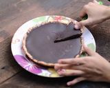 Foto langkah ke 5 dari resep Pie Susu Coklat Teflon.
