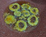Foto langkah ke 6 dari resep Pare Goreng Tepung.