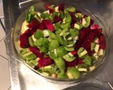 Une image de l'étape 7 de Salade de fruits au jus de prunes (pommes, banane, pitaya rouge et kiwis).