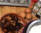 Foto del paso 1 de la receta: Magdalenas sin azúcar y una tartita,con plátano