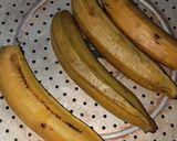 Foto langkah ke 1 dari resep Es Pisang Ijo Khas Makassar.