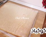 صورة لخطوة 3 من وصفة كيك الاسفنجي العملاق ببيضتين فقط في 5 دقائق وصفة حصرية
