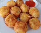 Foto langkah ke 6 dari resep Crispy Cheesy Hashbrowns.