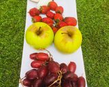A picture of step 1 of Creamy fruit salad.