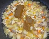 Foto langkah ke 4 dari resep Nasi Kari Jepang (Japanese Curry Rice).