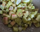 Une image de l'étape 5 de Carré pâtissier à la rhubarbe avec son crumble 😃.
