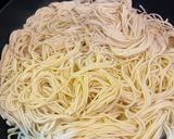 Foto langkah ke 2 dari resep Mie Ayam Jamur.