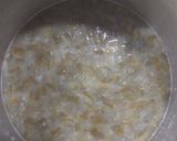 A picture of step 1 of Potato and spring onion soup.