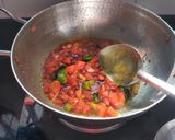 A picture of step 1 of Puffed rice upma.