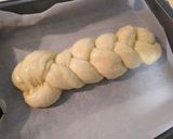Foto del paso 8 de la receta: Trenza de brioche rellena de nata