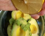 Foto del paso 2 de la receta: Spaghetti con Salsa de Palta (Cocina Fácil Parte V)
