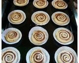 A picture of step 4 of Cinnamon roll with cream cheese.