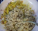 Foto del paso 5 de la receta: Revuelto de quinoa con gulas y espárragos verde en conserva