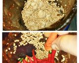 Foto langkah ke 7 dari resep Pepes Ikan Bawal ft Ikan Kembung Bumbu Kelapa Muda.