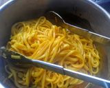 A picture of step 3 of Tarragon noodles.