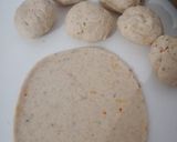 A picture of step 4 of Bedmi puri.