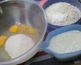 Foto langkah ke 1 dari resep Bolu Mawar Pandan.