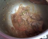 A picture of step 2 of Beef Qorma.