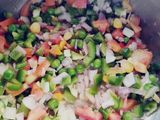 मिक्स व्हेज इटालियन चीज सँडविच (mix veg cheese sandwich recipe in marathi)