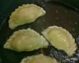Foto langkah ke 5 dari resep Kulit Pastel (Krezz Renyah, Empuk) 😄.