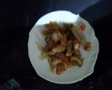 A picture of step 3 of Fried momo chat.