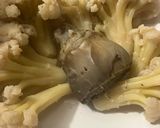 Foto del paso 2 de la receta: Coliflor i alcachofa, un hervido depurativo