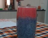 A picture of step 2 of Walnut Strawberry Sabja Smoothie.