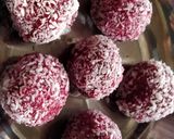 બીટ ના લાડુ (Beet Ladoo Recipe In Gujarati) રેસીપી સ્ટેપ3ફોટો