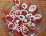 A picture of step 2 of Tomato and Green Onion Salad.
