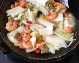 Foto langkah ke 7 dari resep Sawi Putih Udang.