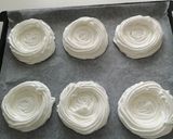 Pas rețetă Pavlova 3 fotografie