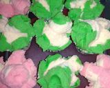 Foto langkah ke 7 dari resep Bolu kukus mekar.