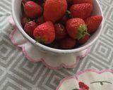 A picture of step 1 of Strawberry Jam.