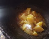 કેળા બટાકા નું શાક (Kela Potato Shak Recipe In Gujarati) રેસીપી સ્ટેપ2ફોટો